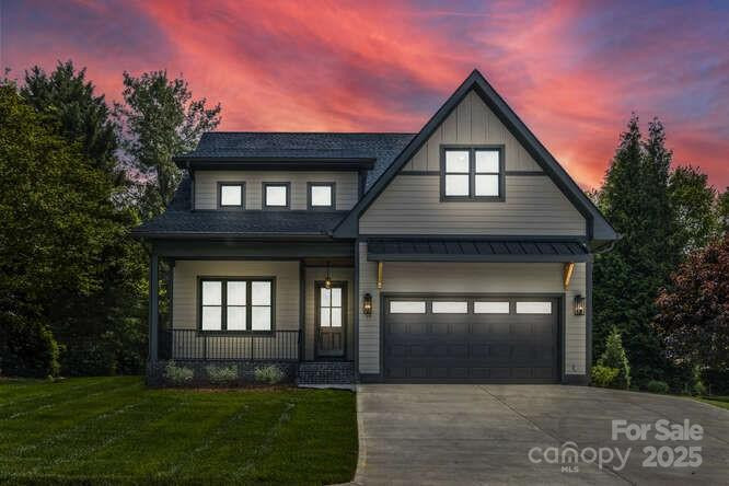 19 Fairway Falls Rd Mills River, NC 28759