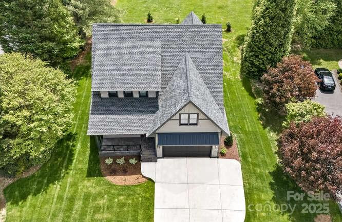 19 Fairway Falls Rd Mills River, NC 28759