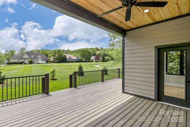 19 Fairway Falls Rd Mills River, NC 28759