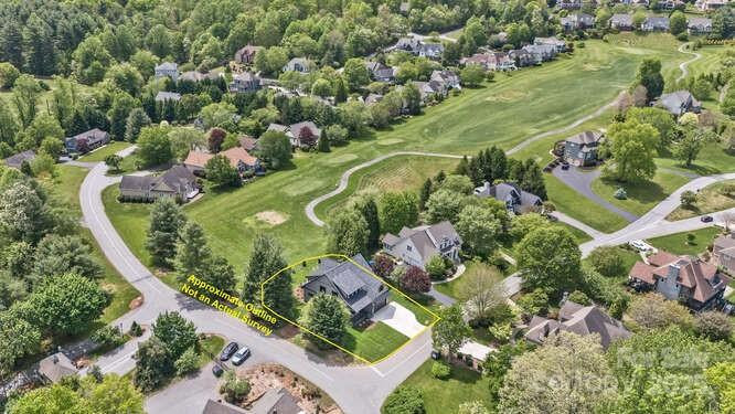 19 Fairway Falls Rd Mills River, NC 28759