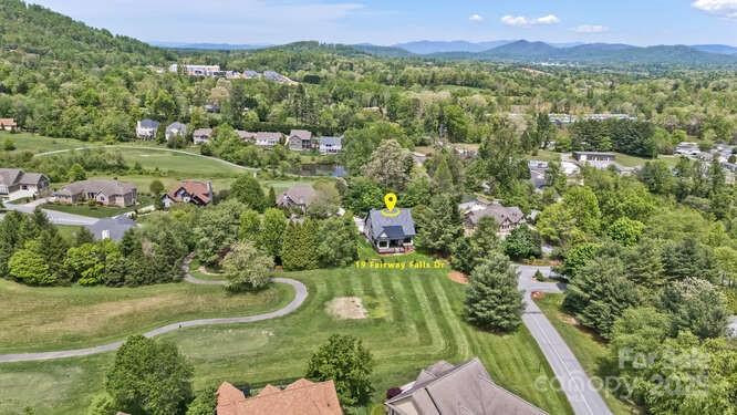 19 Fairway Falls Rd Mills River, NC 28759