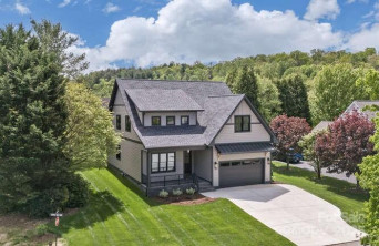 19 Fairway Falls Rd Mills River, NC 28759