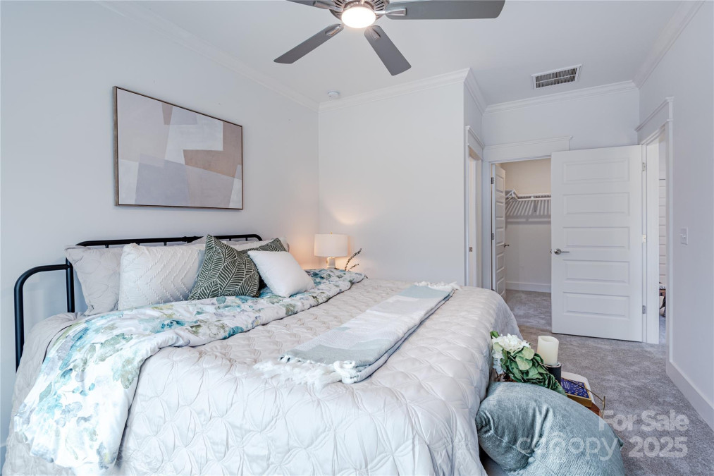 155 Collin Pl Asheville, NC 28804