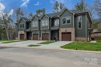 155 Collin Pl Asheville, NC 28804