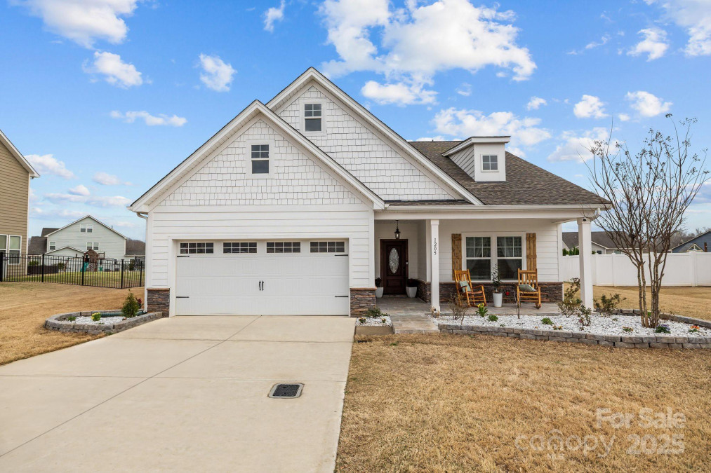1205 Brooksland Pl Waxhaw, NC 28173
