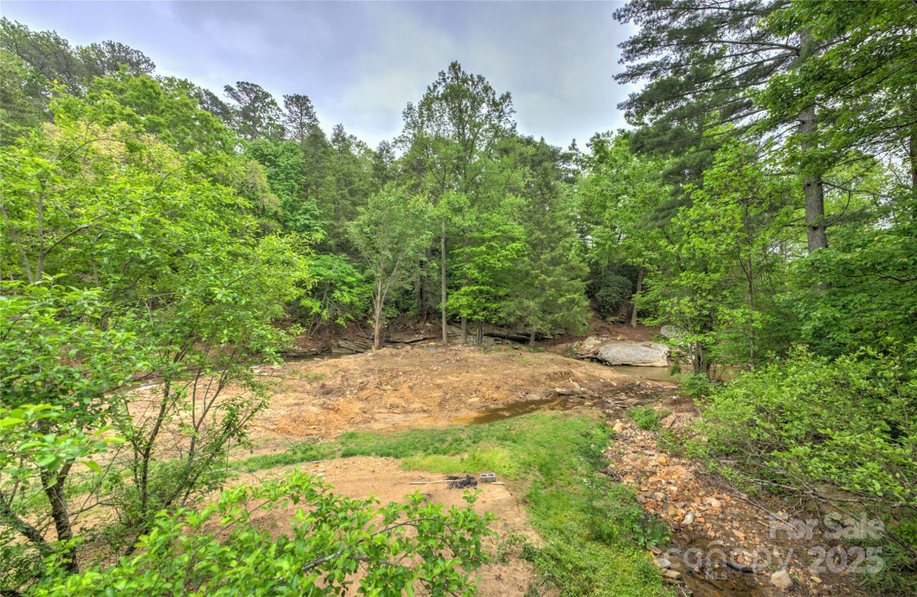 731 Old Fort Rd Fairview, NC 28730