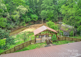 731 Old Fort Rd Fairview, NC 28730