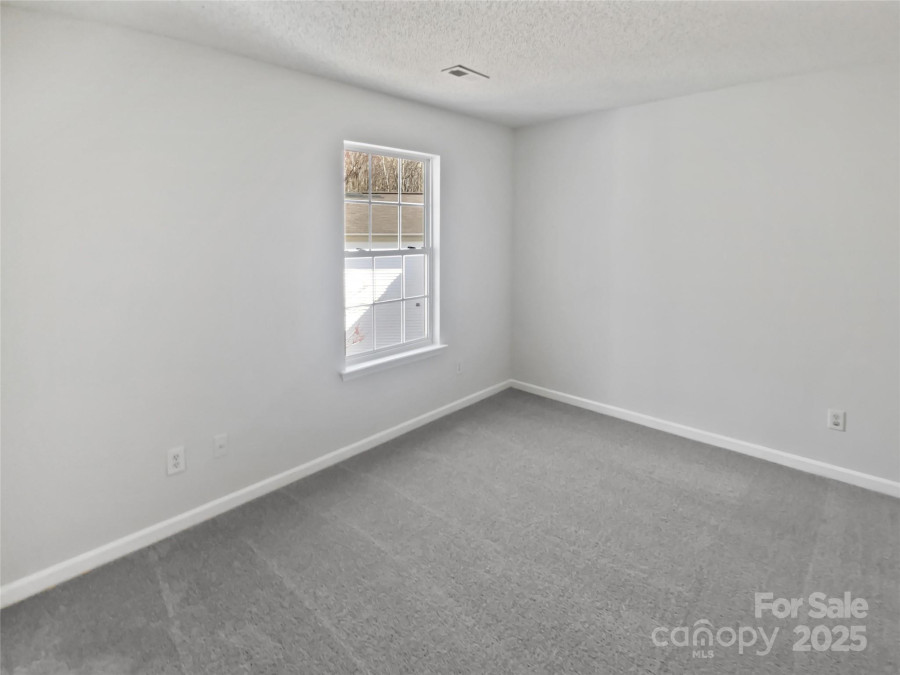 9832 Veronica Dr Charlotte, NC 28215