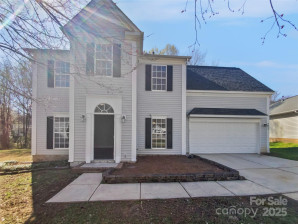 9832 Veronica Dr Charlotte, NC 28215