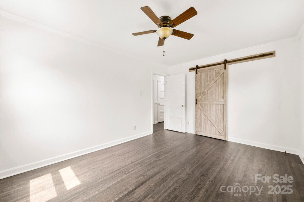 1316 Fox Run Dr Charlotte, NC 28212