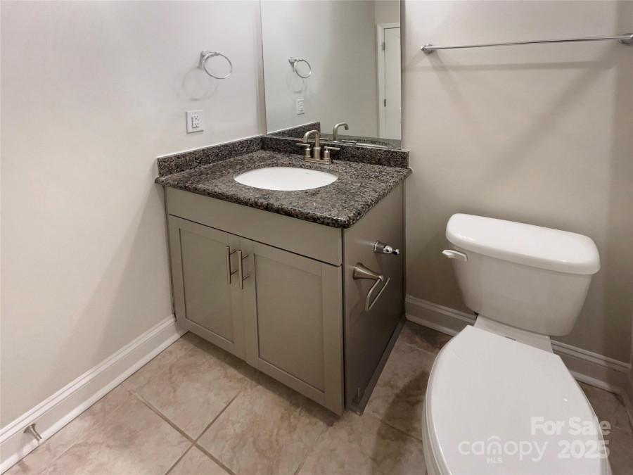 2085 Saddlebred Dr Iron Station, NC 28080