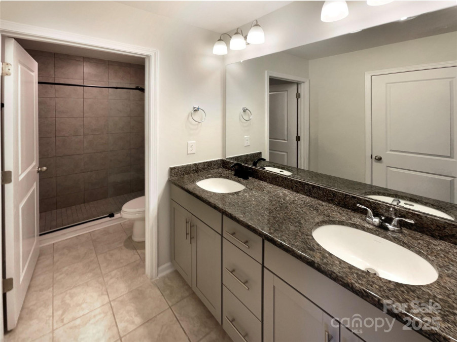 2085 Saddlebred Dr Iron Station, NC 28080