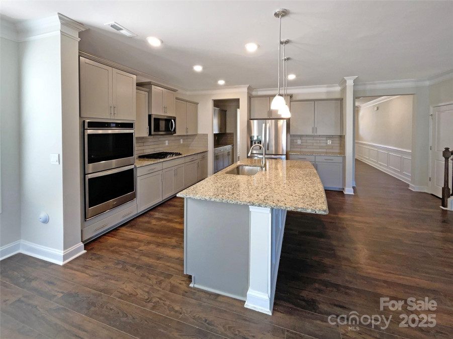 2085 Saddlebred Dr Iron Station, NC 28080