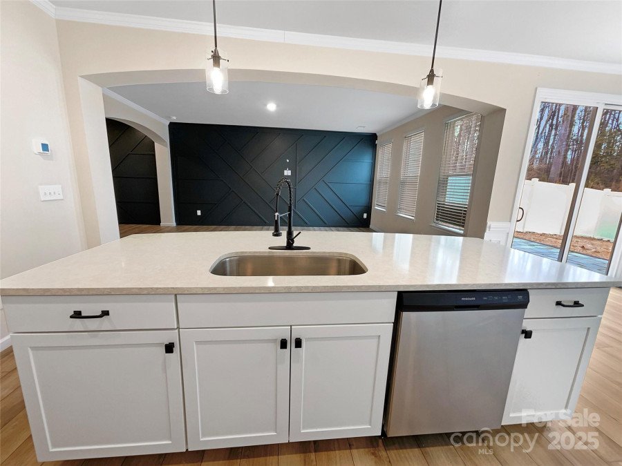 8212 Merryvale Ln Charlotte, NC 28214