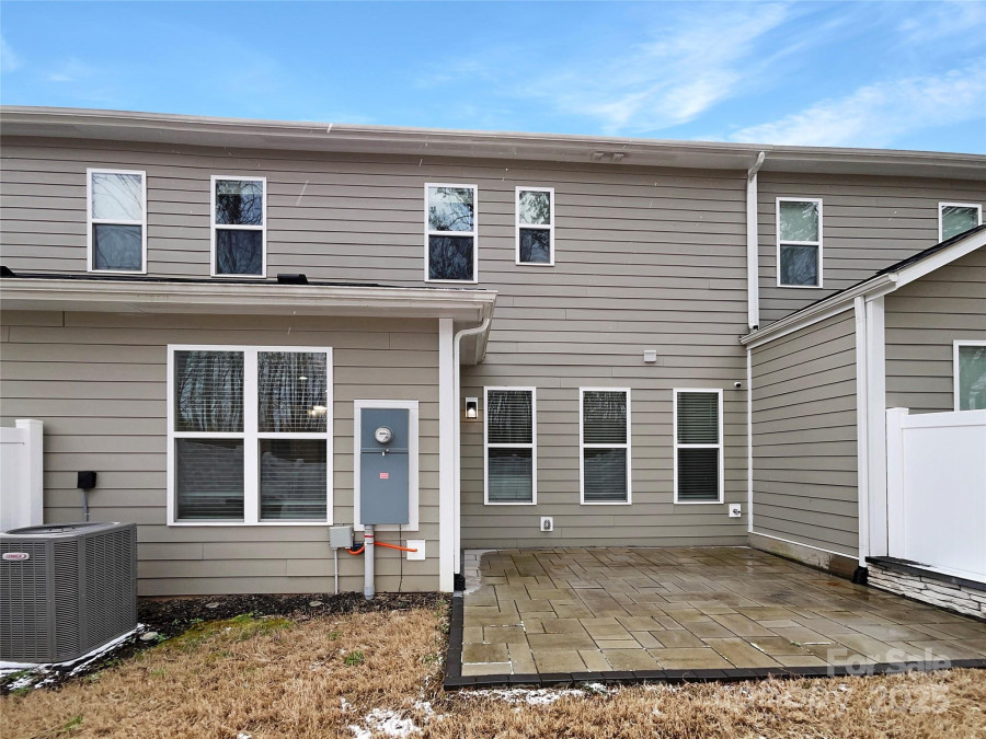 8212 Merryvale Ln Charlotte, NC 28214