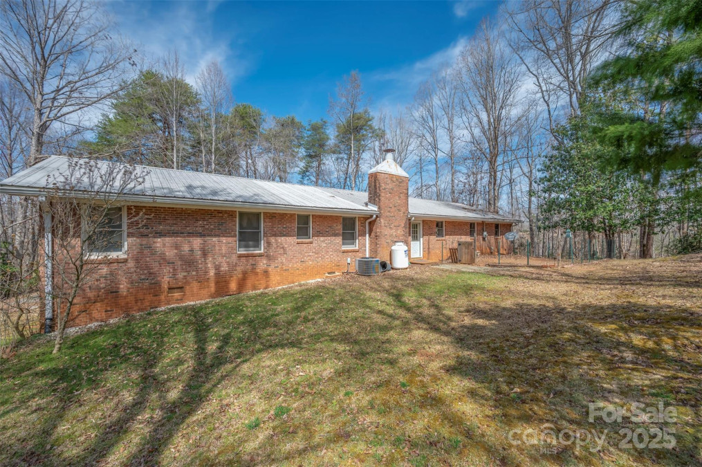 582 County Line Rd Rutherfordton, NC 28139