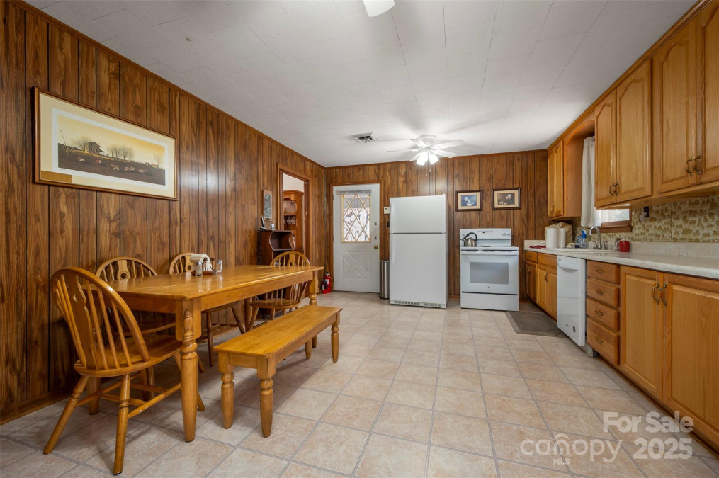 582 County Line Rd Rutherfordton, NC 28139
