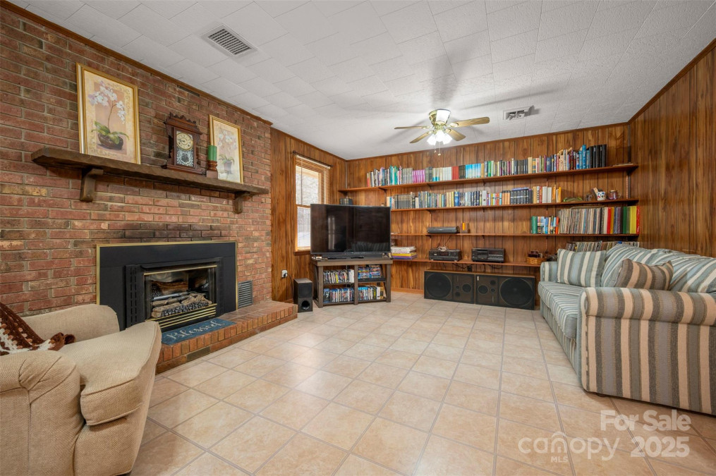 582 County Line Rd Rutherfordton, NC 28139