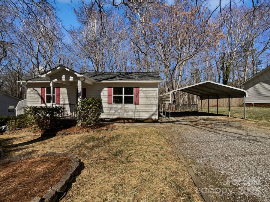 426 Ballard St Cherryville, NC 28021