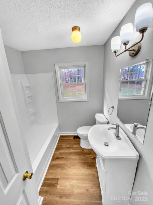 279 Timberland Loop Mooresville, NC 28115