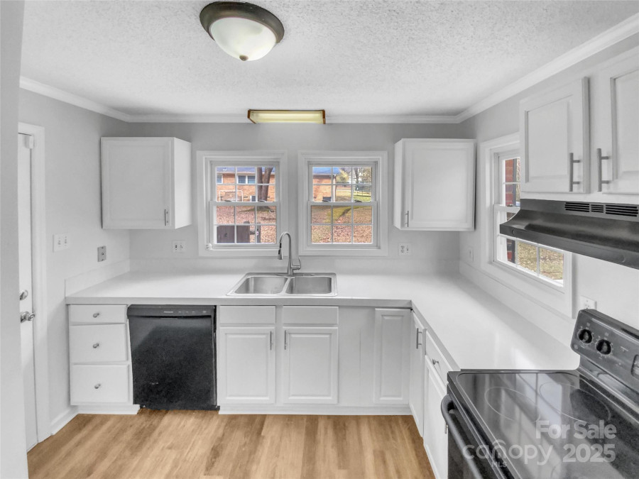 279 Timberland Loop Mooresville, NC 28115
