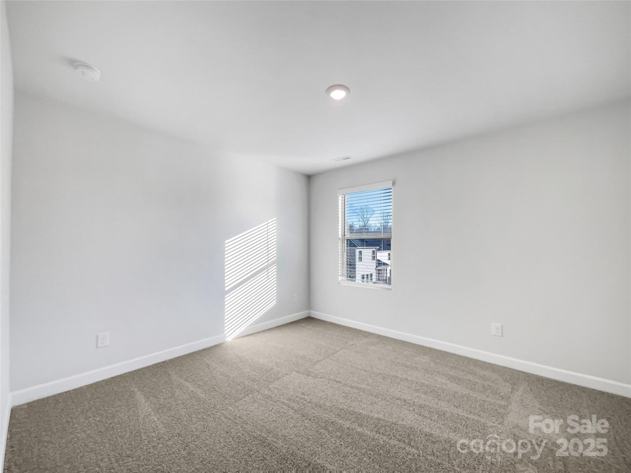 7120 Saltpeter St Charlotte, NC 28215