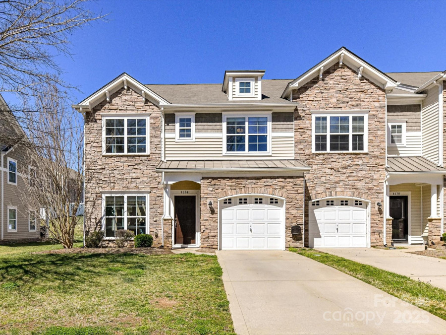 4634 Craigmoss Ln Charlotte, NC 28278