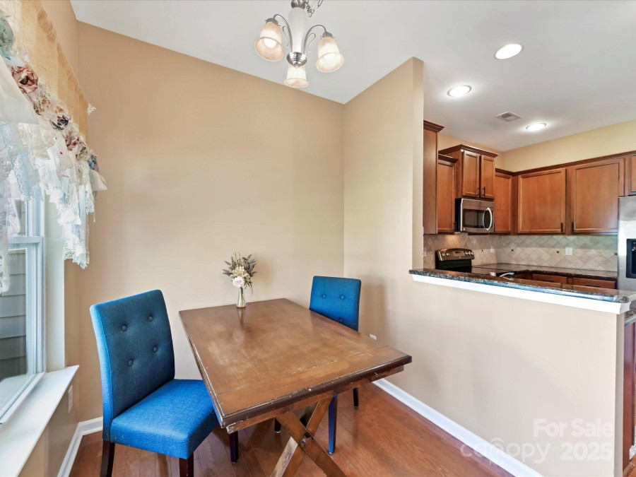 4634 Craigmoss Ln Charlotte, NC 28278