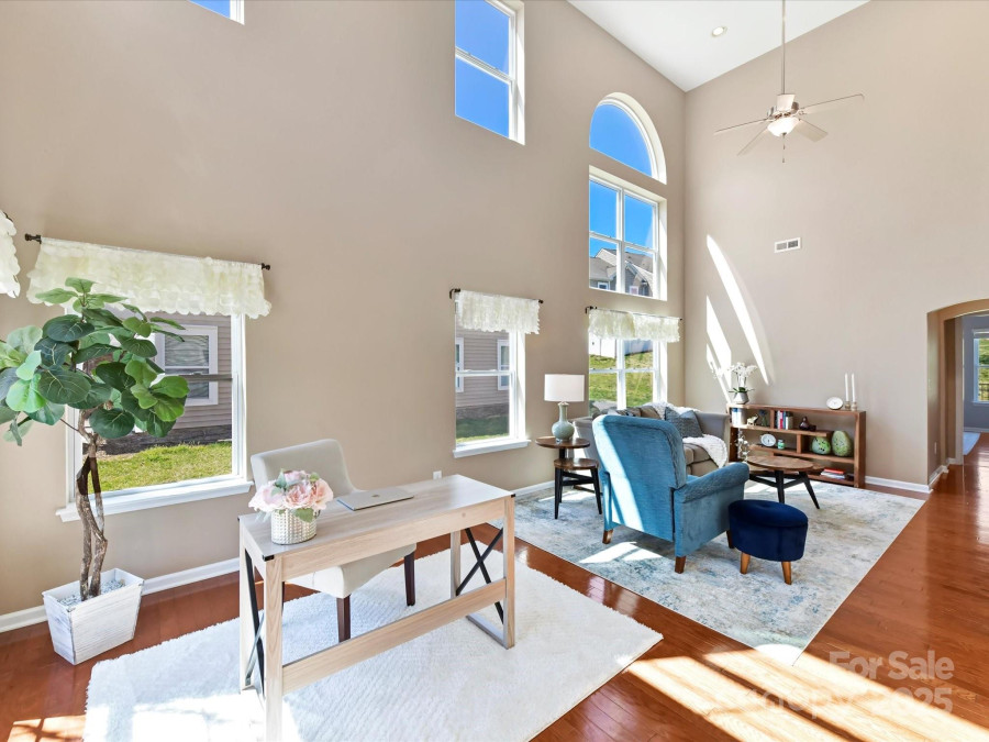 4634 Craigmoss Ln Charlotte, NC 28278