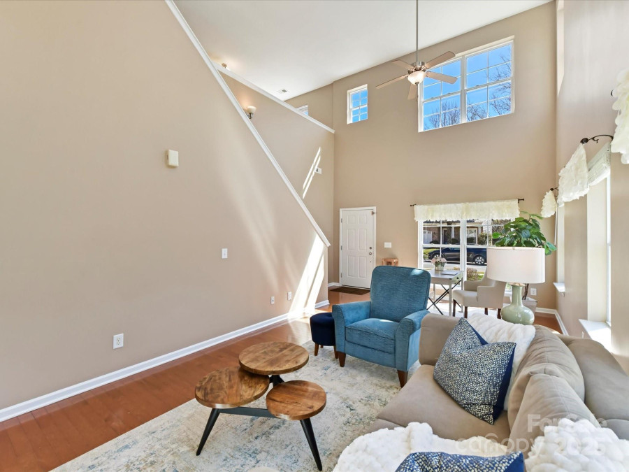 4634 Craigmoss Ln Charlotte, NC 28278