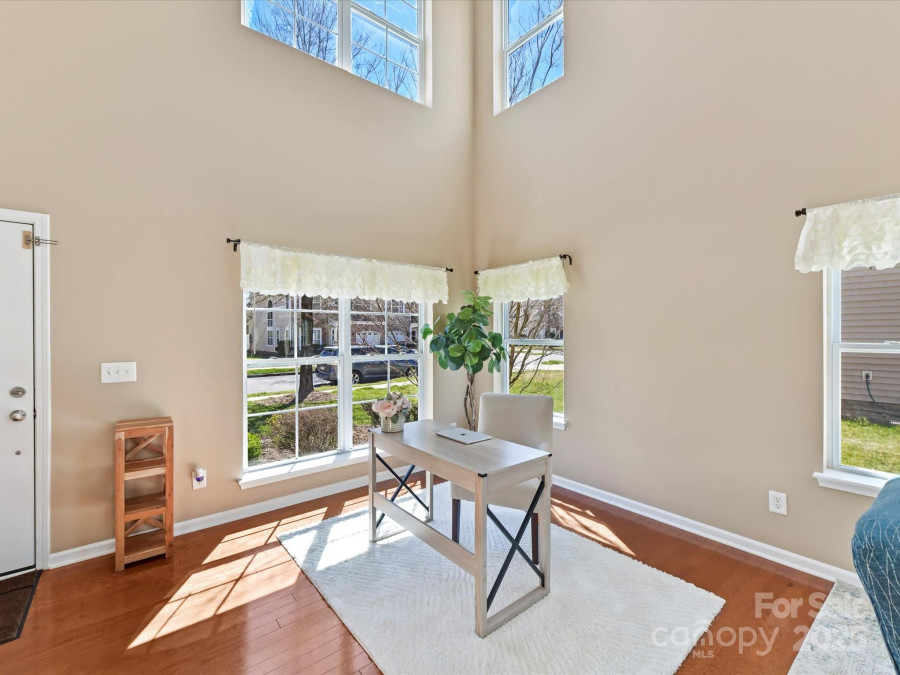 4634 Craigmoss Ln Charlotte, NC 28278