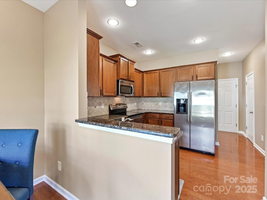 4634 Craigmoss Ln Charlotte, NC 28278