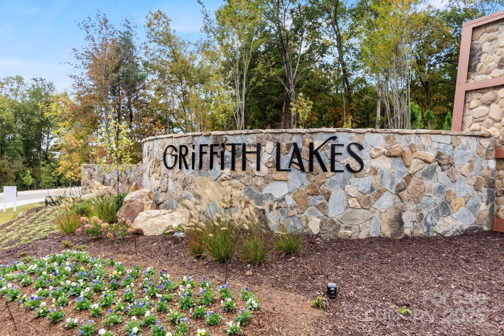 3063 Finchborough Ct Charlotte, NC 28269