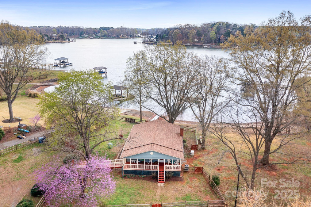 119 Hogan Ln Mooresville, NC 28117