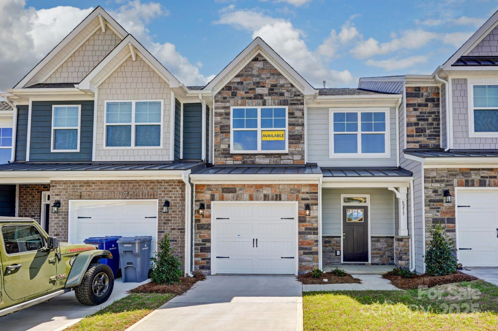 6275 Tea Olive Dr Harrisburg, NC 28075