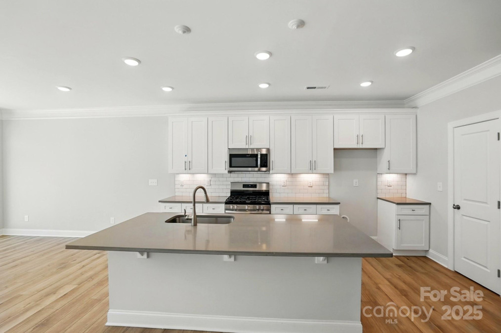 6275 Tea Olive Dr Harrisburg, NC 28075