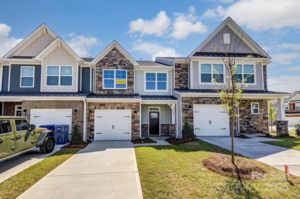 6275 Tea Olive Dr Harrisburg, NC 28075