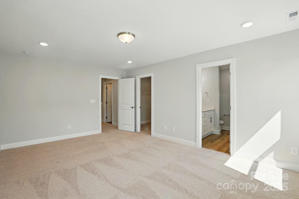 6275 Tea Olive Dr Harrisburg, NC 28075
