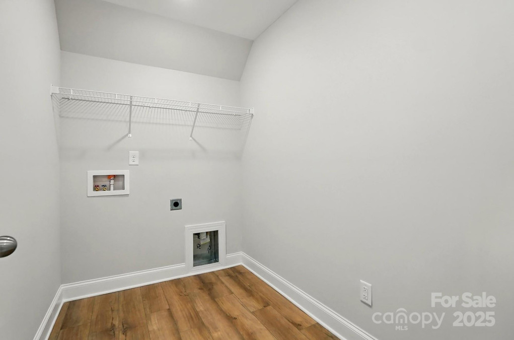 6275 Tea Olive Dr Harrisburg, NC 28075