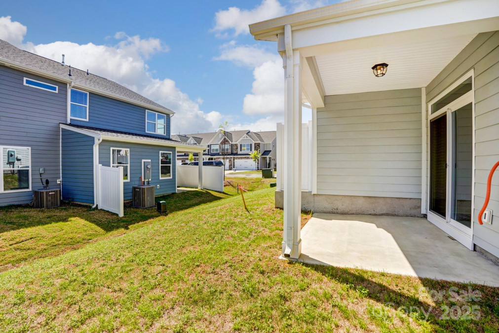 6275 Tea Olive Dr Harrisburg, NC 28075