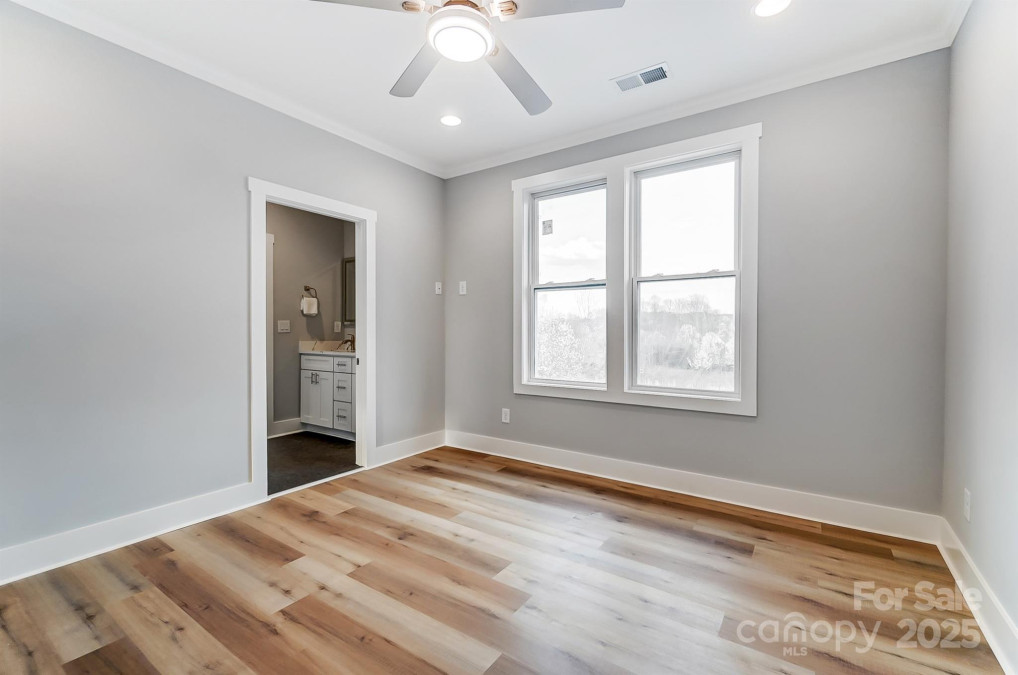 1357 Malden Ct Crouse, NC 28033