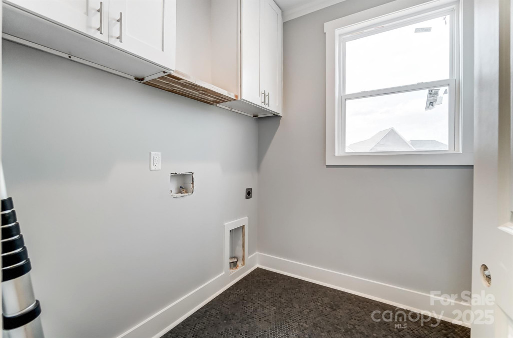 1357 Malden Ct Crouse, NC 28033