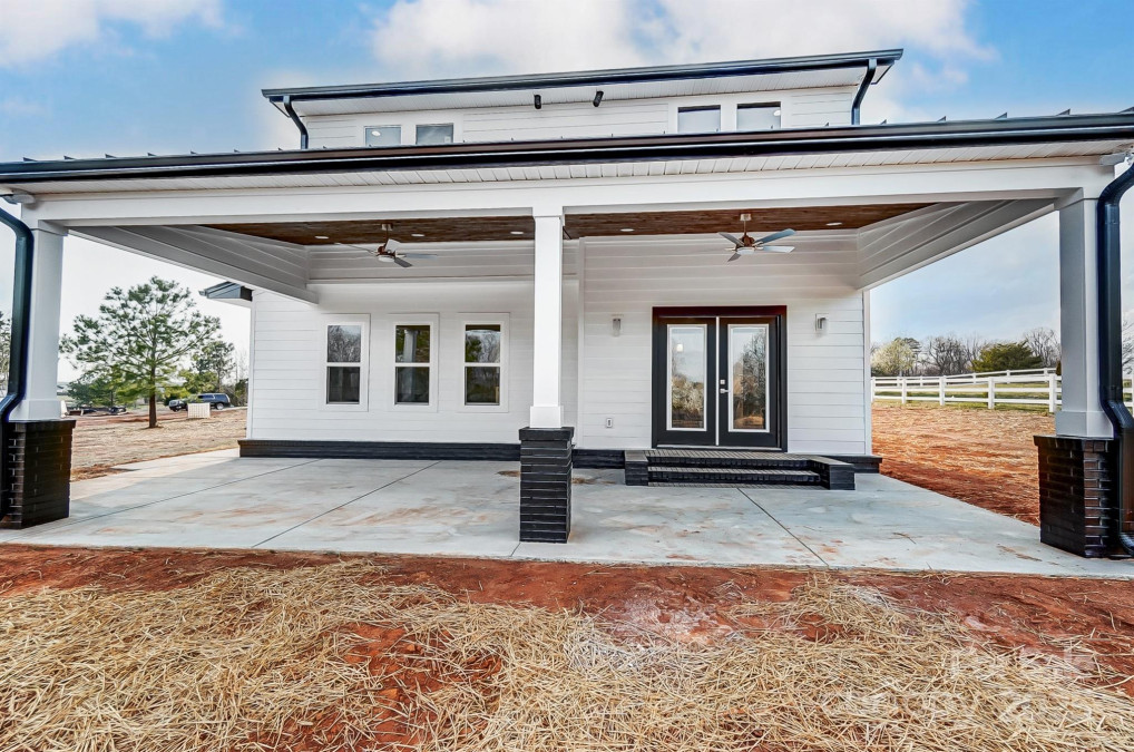 1357 Malden Ct Crouse, NC 28033
