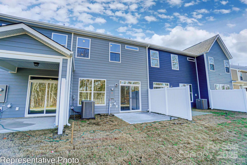 4211 Black Ct Harrisburg, NC 28075