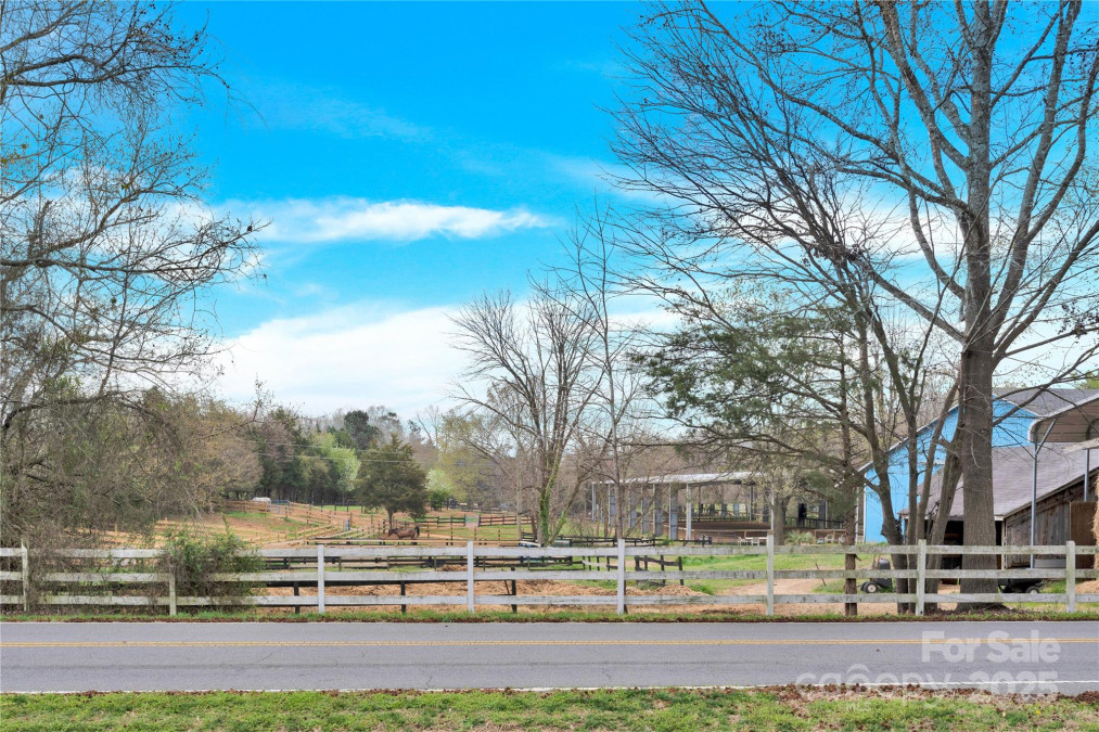 11327 James Coy Rd Davidson, NC 28036