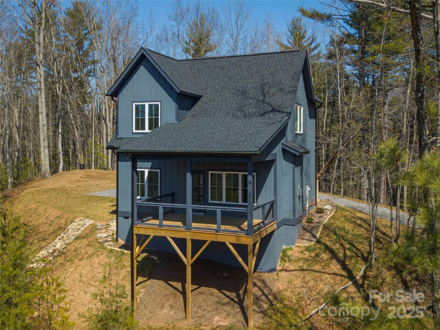 410 Dream Valley Dr Clyde, NC 28721
