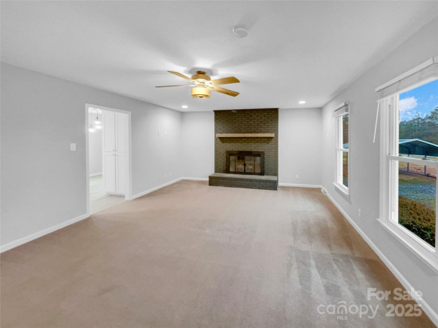 1125 Twin Lakes Rd Rock Hill, SC 29732