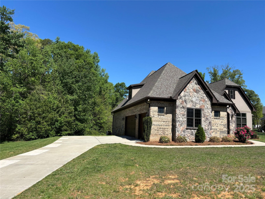 1021 Mccollum Oaks Ln Monroe, NC 28110