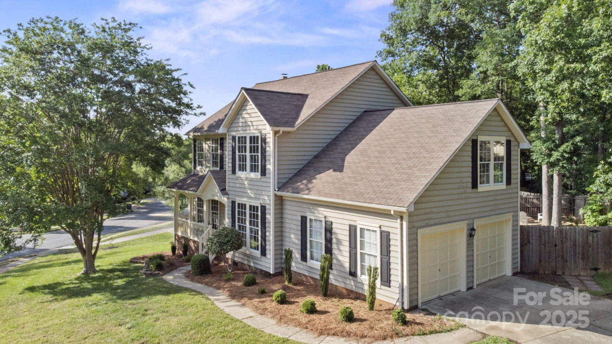 6210 Skyline Dr Charlotte, NC 28269