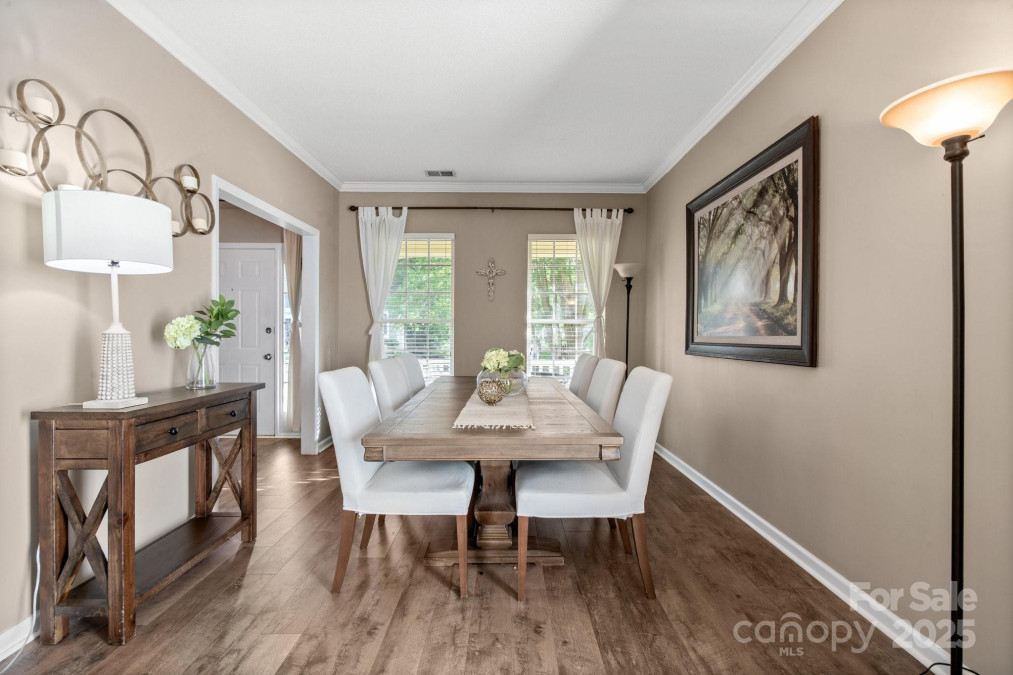 6210 Skyline Dr Charlotte, NC 28269